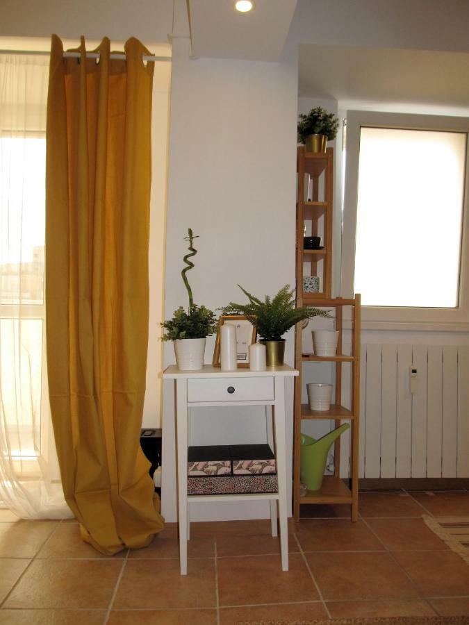 My Little Studio Bucarest Exterior foto